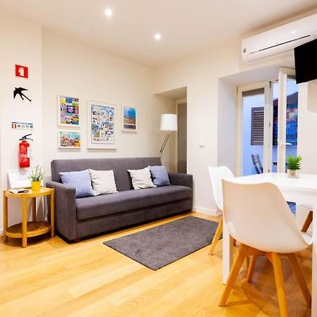 Cozy Apartment In The Center Of Porto Luaran gambar