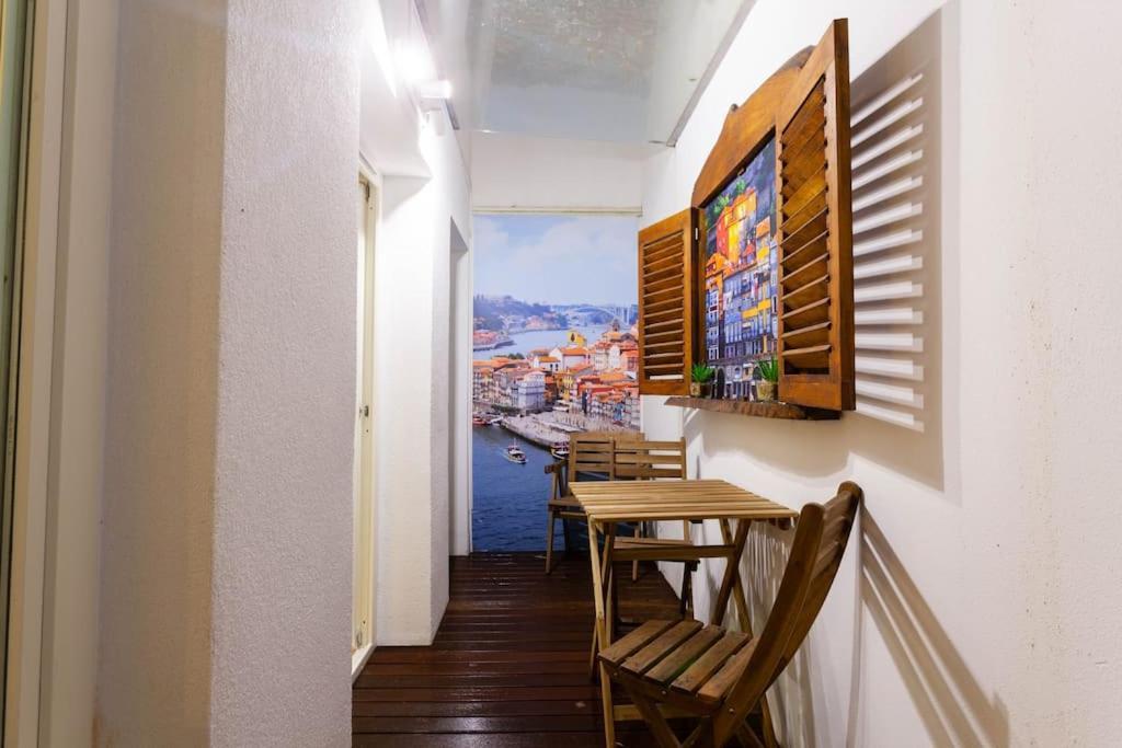 Cozy Apartment In The Center Of Porto Luaran gambar
